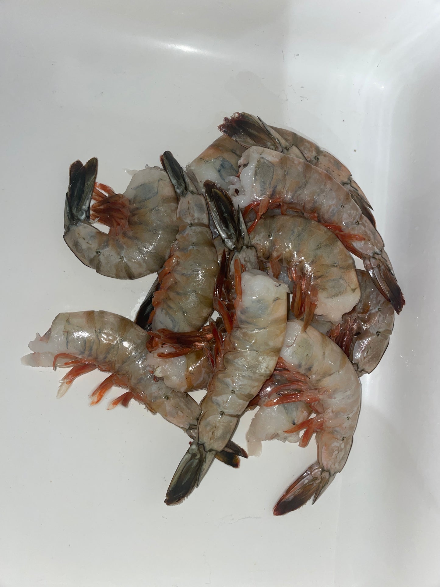 Super Colossal White Shrimp U- 8 Shell On Tails 2 Lb Package ( Limited Supply )